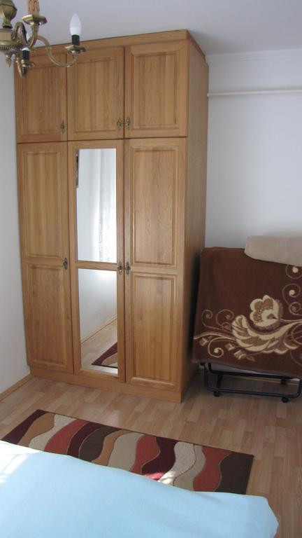 Schmidt Apartment Балатонфеньвеш Номер фото